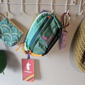 Cotopaxi Kapai one of a kind Del Dia 1.5L fanny hip pack